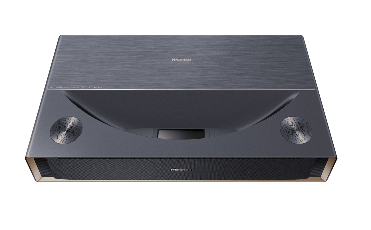 Hisense представила в России ультракороткофокусный лазерный проектор Smart Laser Cinema PT1