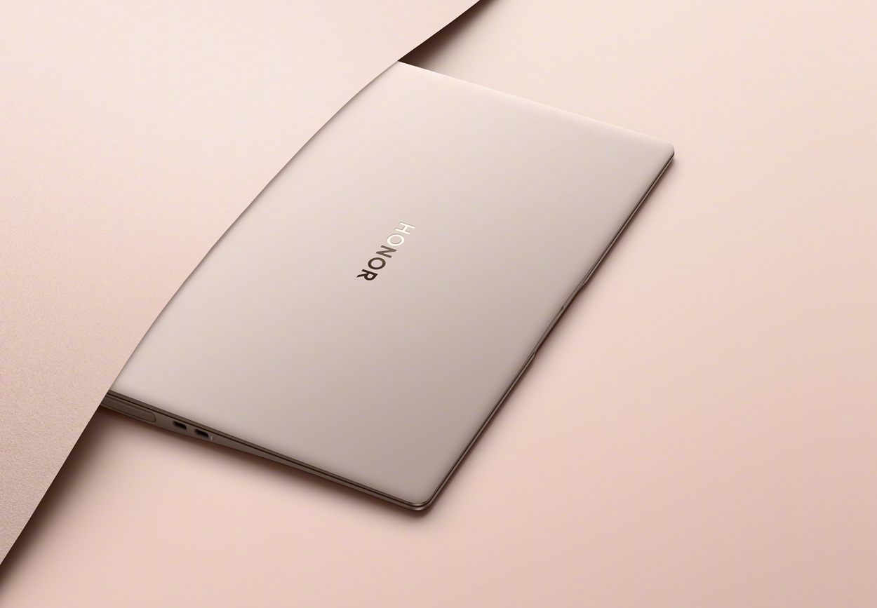 HONOR MagicBook Art 14 2025