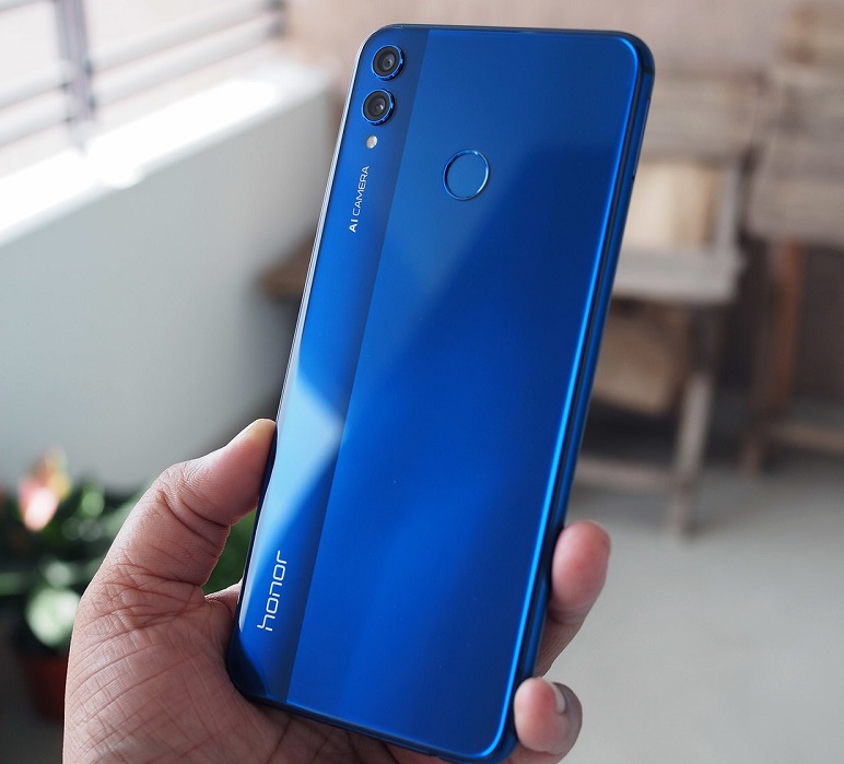 Huawei_Honor_8X_official_60.jpg