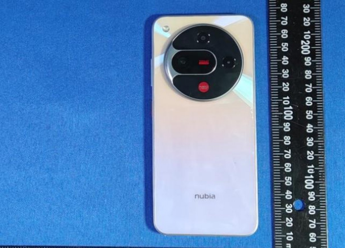 смартфон Nubia Focus 2 5G