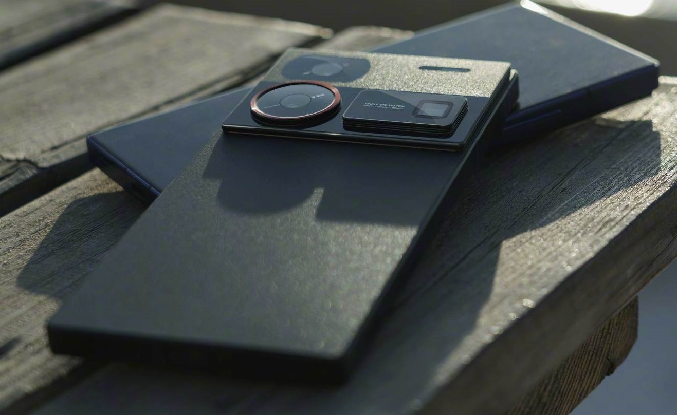 Nubia выпустит новую версию Z60 Ultra со Snapdragon 8 Gen 3 Advanced Edition