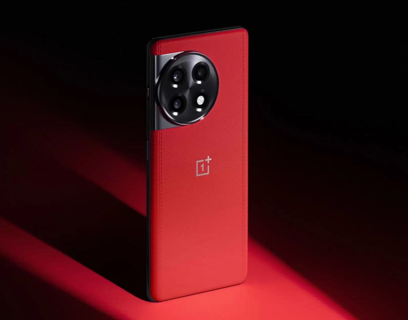 Представлен OnePlus 11R Solar Red с 18 Гб ОЗУ и 512 Гб флэш-памяти