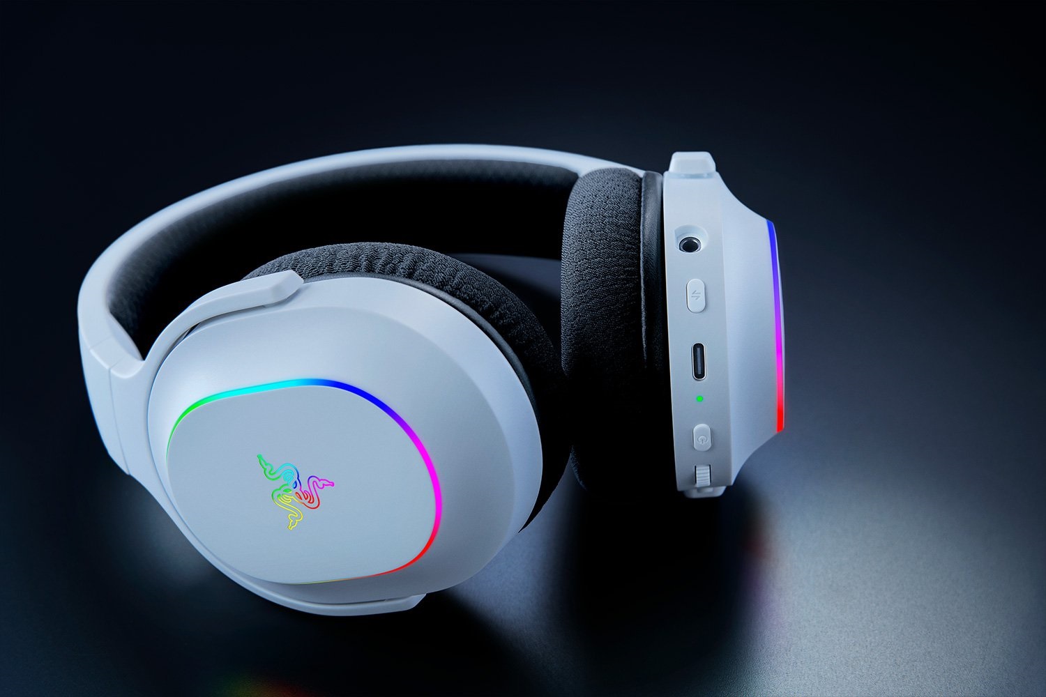 Razer Barracuda X Chroma White