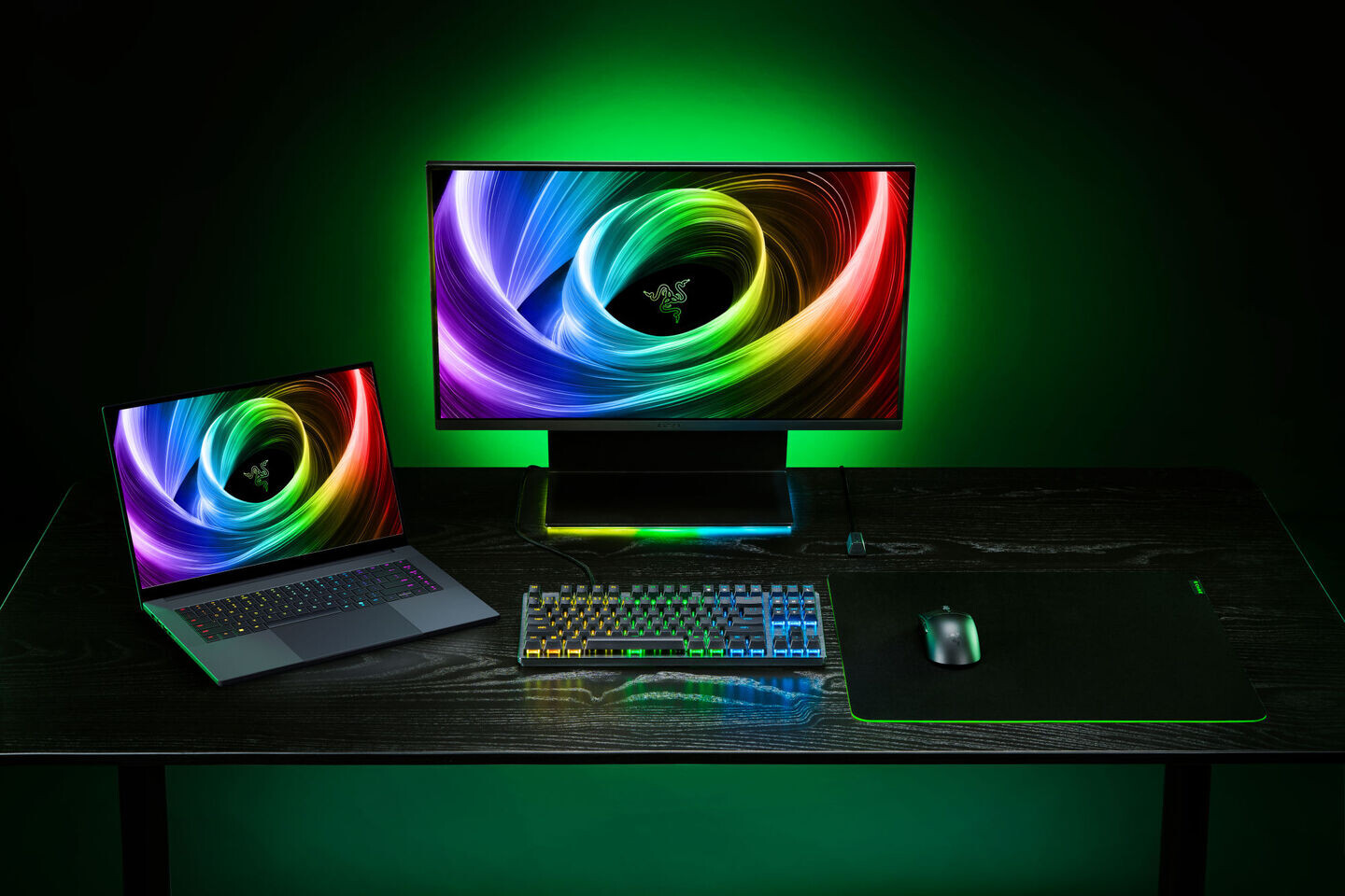 Razer представила ноутбук Blade 16 2025 на базе AMD Ryzen AI 9