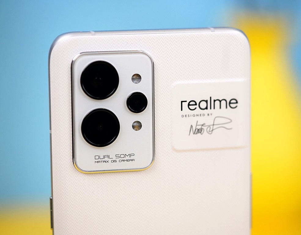 Realme GT 2