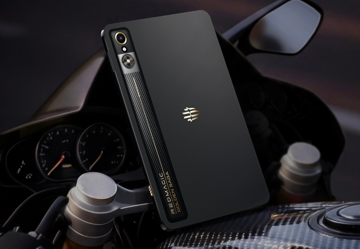 Представлен планшет Red Magic Gaming Tablet 3 Pro GOLDEN SAGA Limited Edition