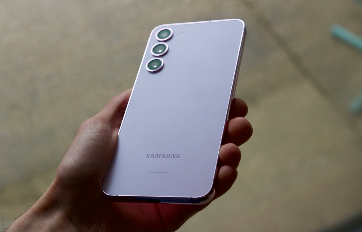 смартфон Samsung Galaxy S23 FE в Geekbench