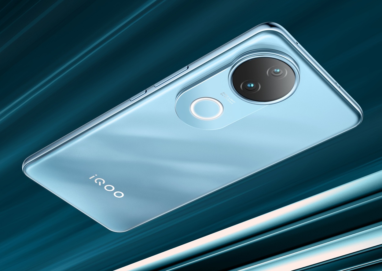 Представлен среднебюджетный смартфон iQOO Z10R