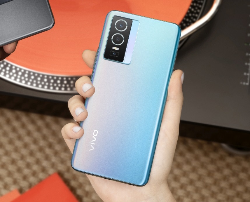 Vivo Y76